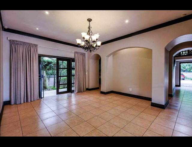 5 BEDROOM HOUSE FOR SALE IN WATERKLOOF RIDGE